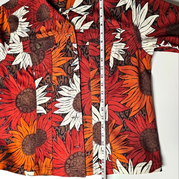 L French Laundry, burgundy, sunflowers pattern jean jacket. - Picture 7 of 13